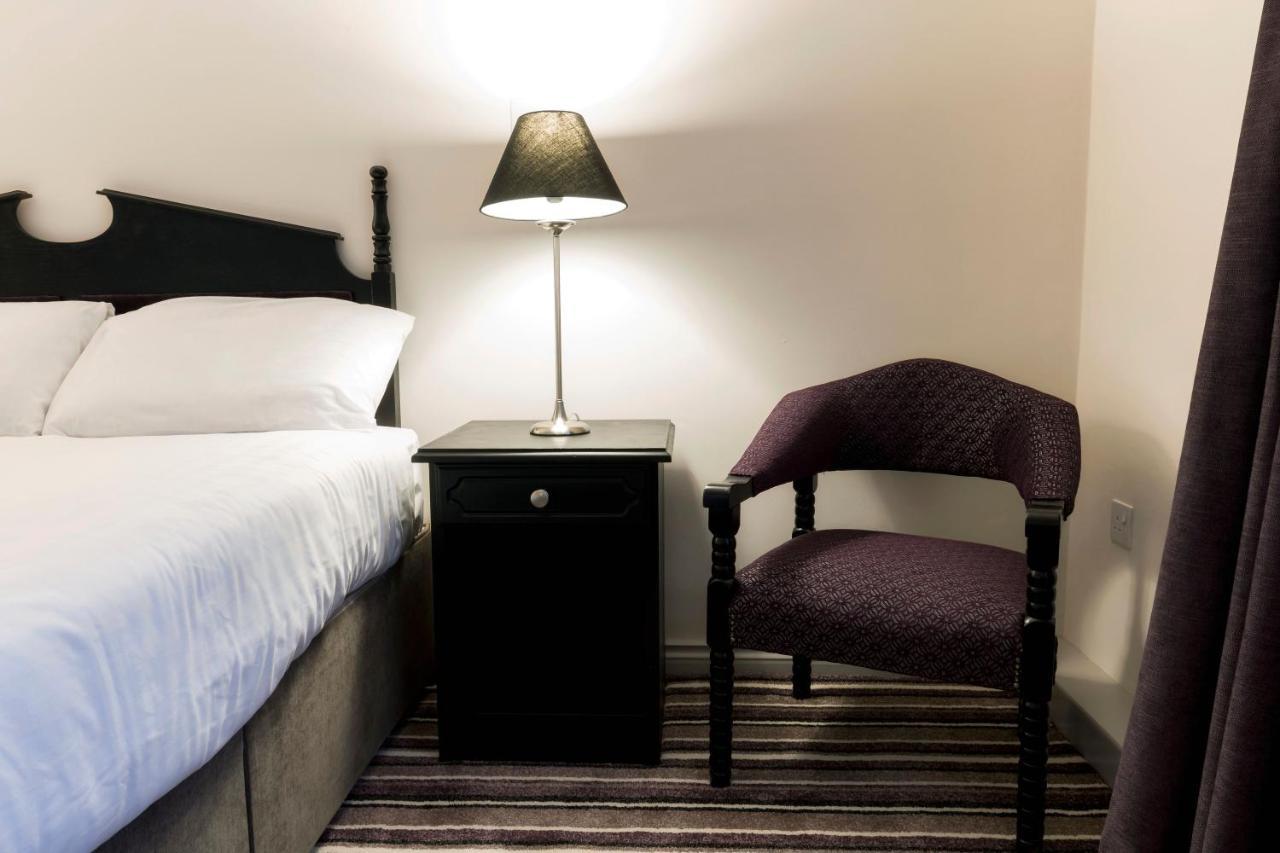 Ivy Tower Hotel Каслбар Екстер'єр фото